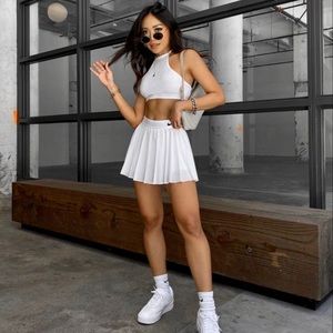 NWT Nike court victory flouncy pleated tennis skirt size medium